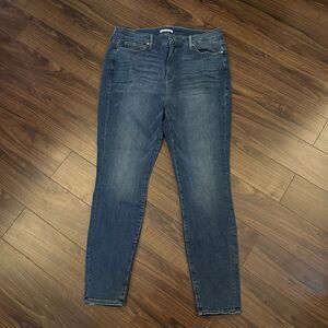 Good American good legs jeans 18